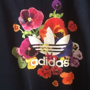 Adidas sweater ❤️